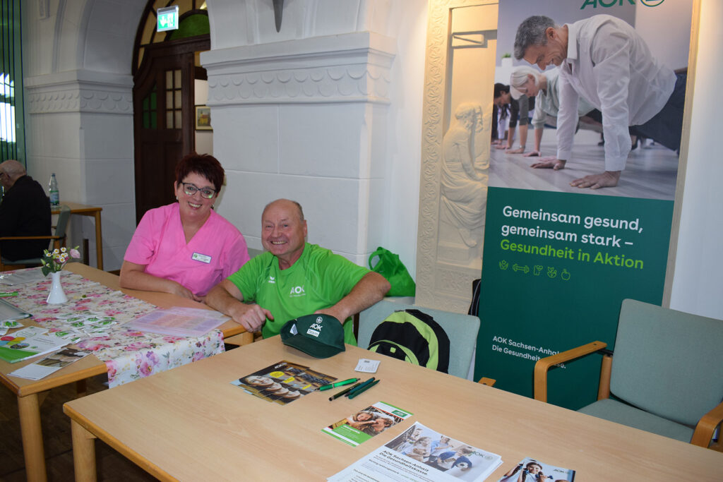 Informationsstand der AOK und der Tagesstätte.