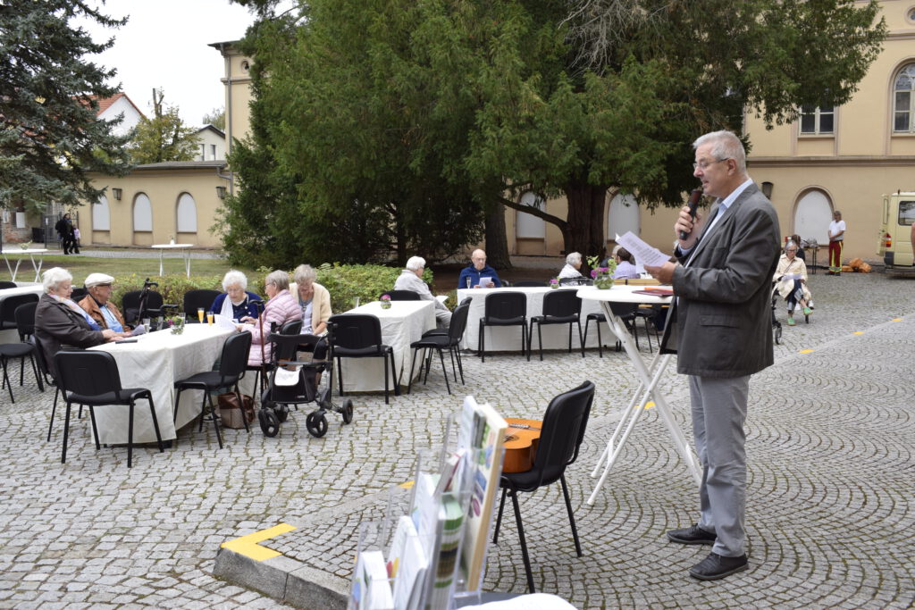 35 Jahre häuslicher Pflegedienst Köthen - Pfarrer Beutel