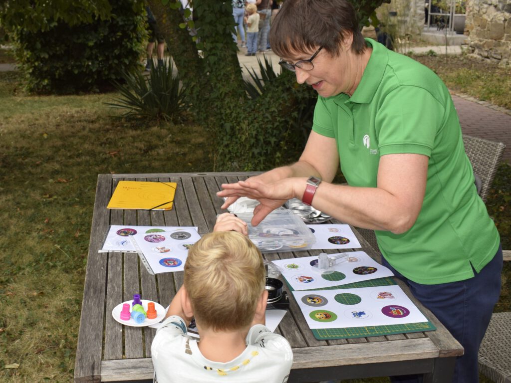 Herstellung von Button